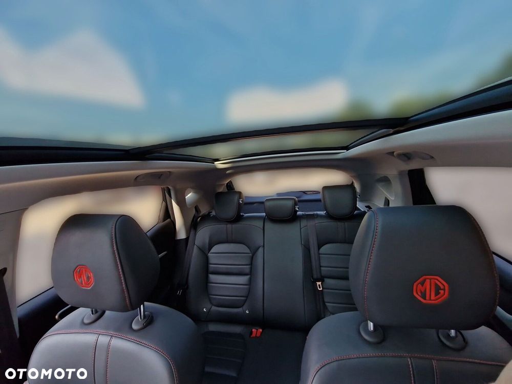 MG ZS - 25