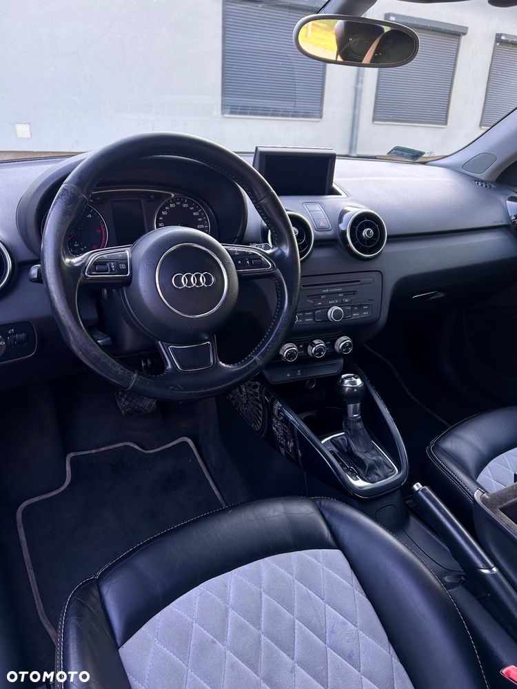 Audi A1 1.6 TDI Ambition S tronic - 11