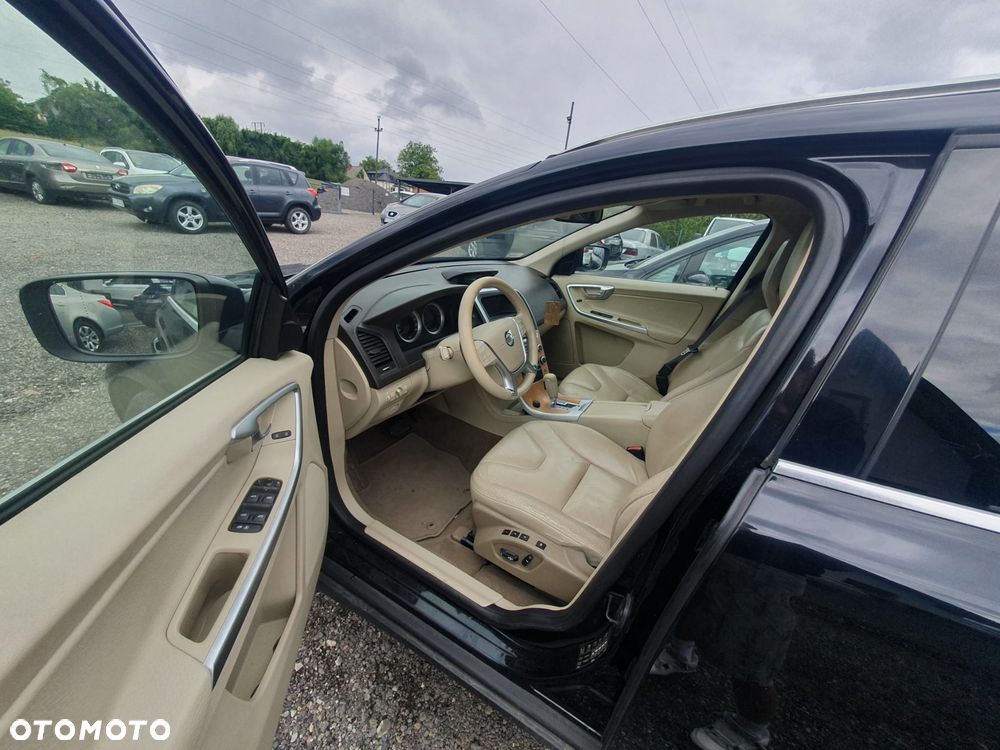 Volvo XC 60 - 11