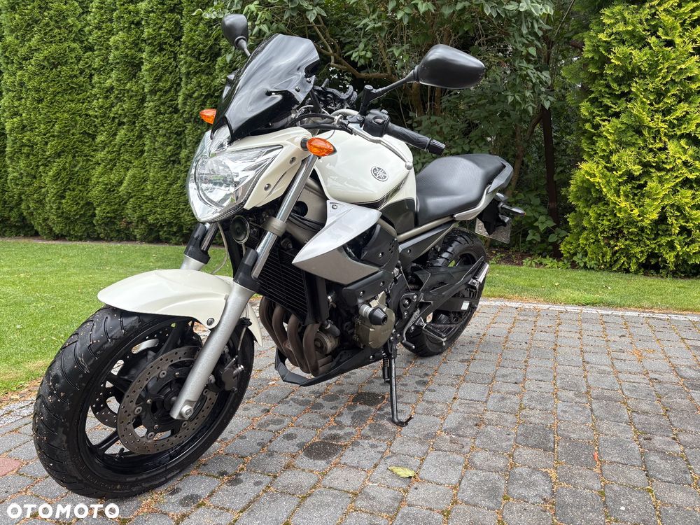 Yamaha XJ - 2