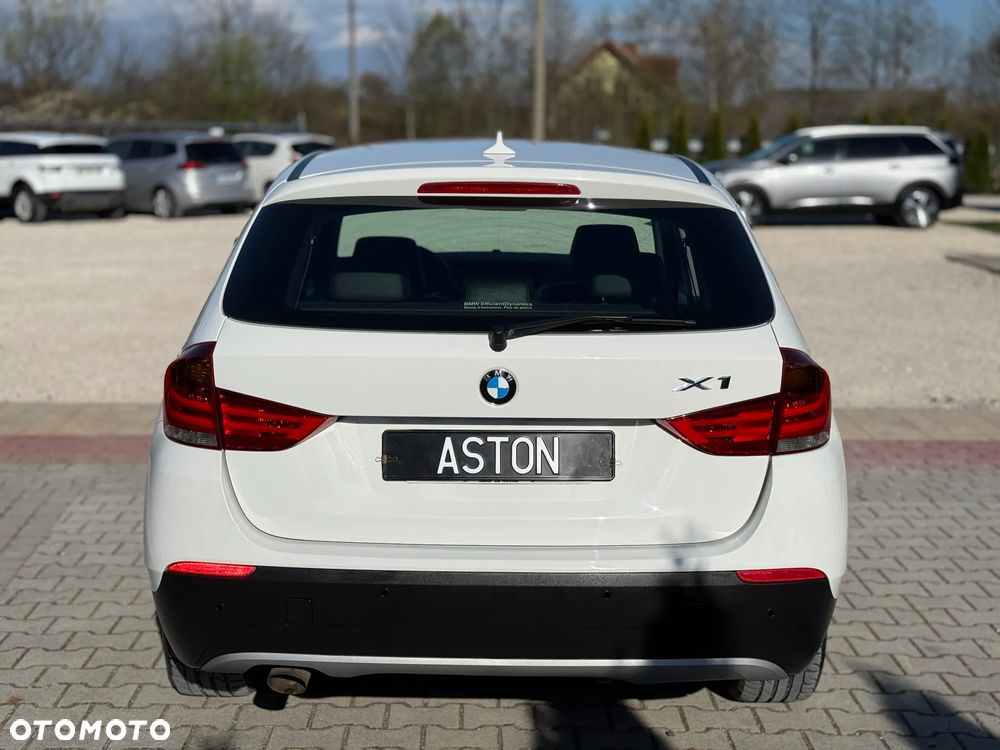 BMW X1 sDrive18d xLine - 9