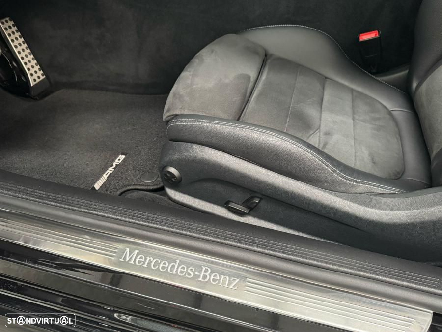 Mercedes-Benz E 220 d AMG Line - 16