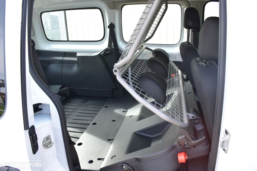 Renault Kangoo E-Tech - 10