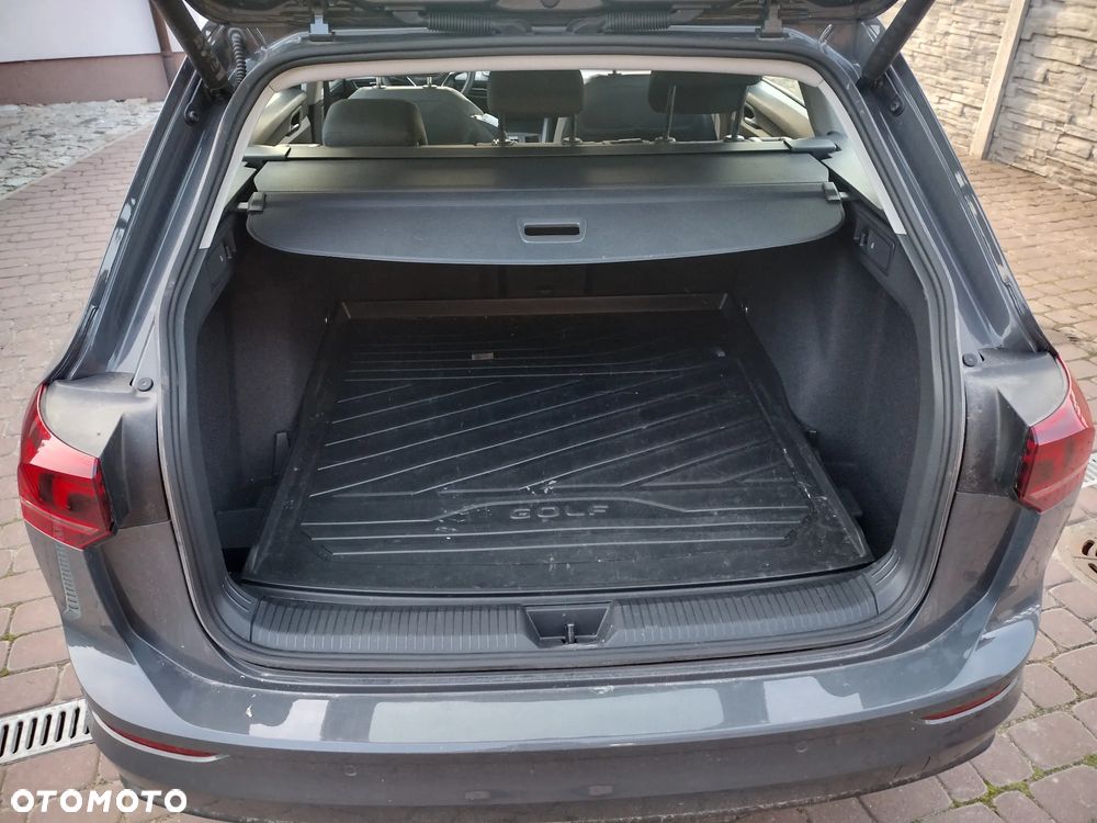 Volkswagen Golf Variant 1.5 eTSI OPF DSG Life - 16