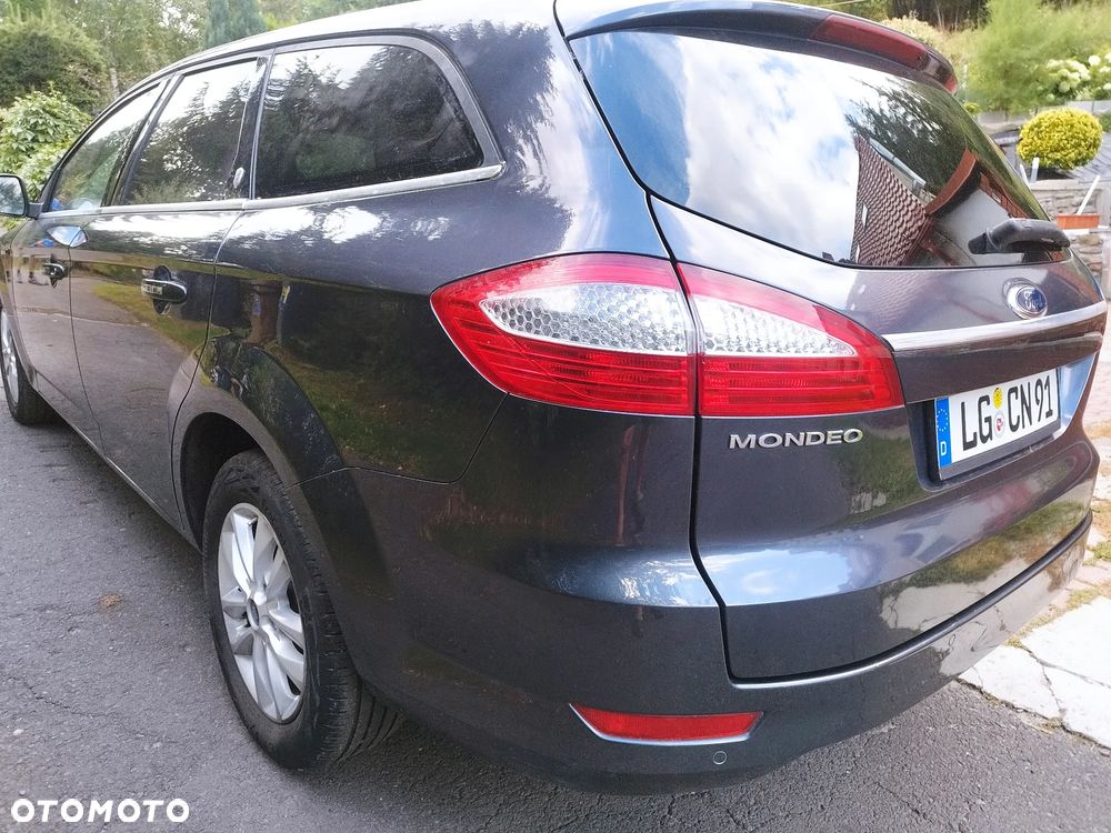 Ford Mondeo 2.0 Ghia Executive - 10