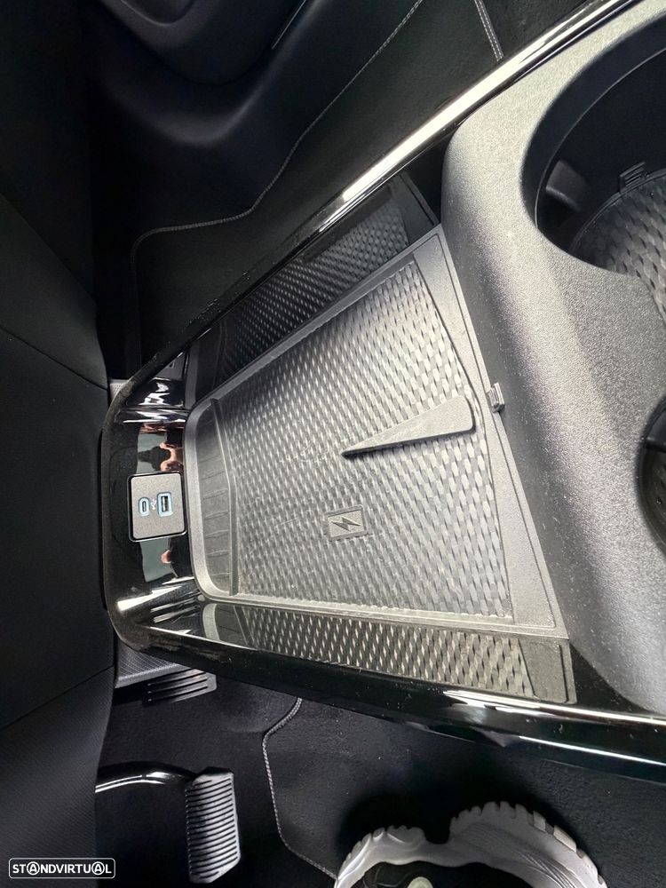 Ford Mustang Mach-E 98.7 kWh GT AWD - 37