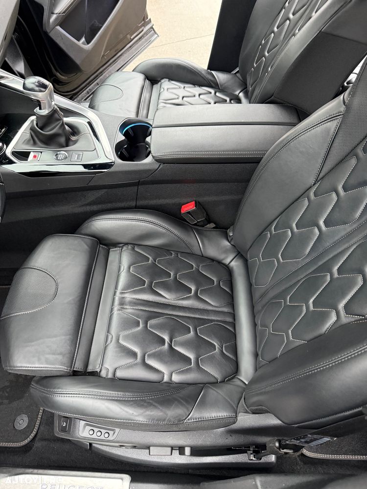 Peugeot 3008 1.2 PureTech Turbo S&S GT-Line - 15