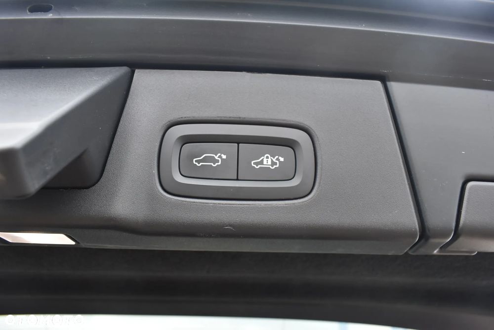 Volvo V90 B4 D AWD Plus Bright - 15
