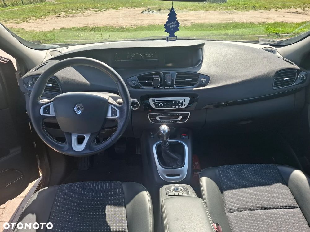 Renault Grand Scenic Energy dCi 130 Start & Stop Bose Edition - 10