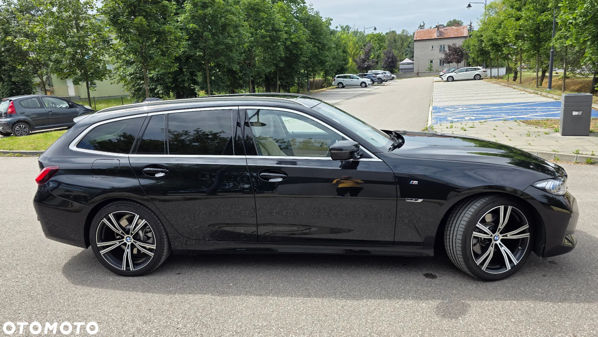 BMW Seria 3 330e Touring xDrive M Sport - 5