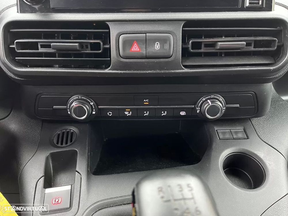 Toyota Proace City 1.5d 100cv Exclusive - 16