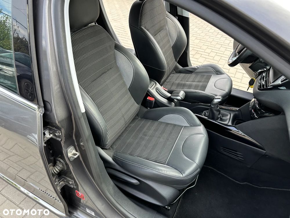Peugeot 2008 - 20