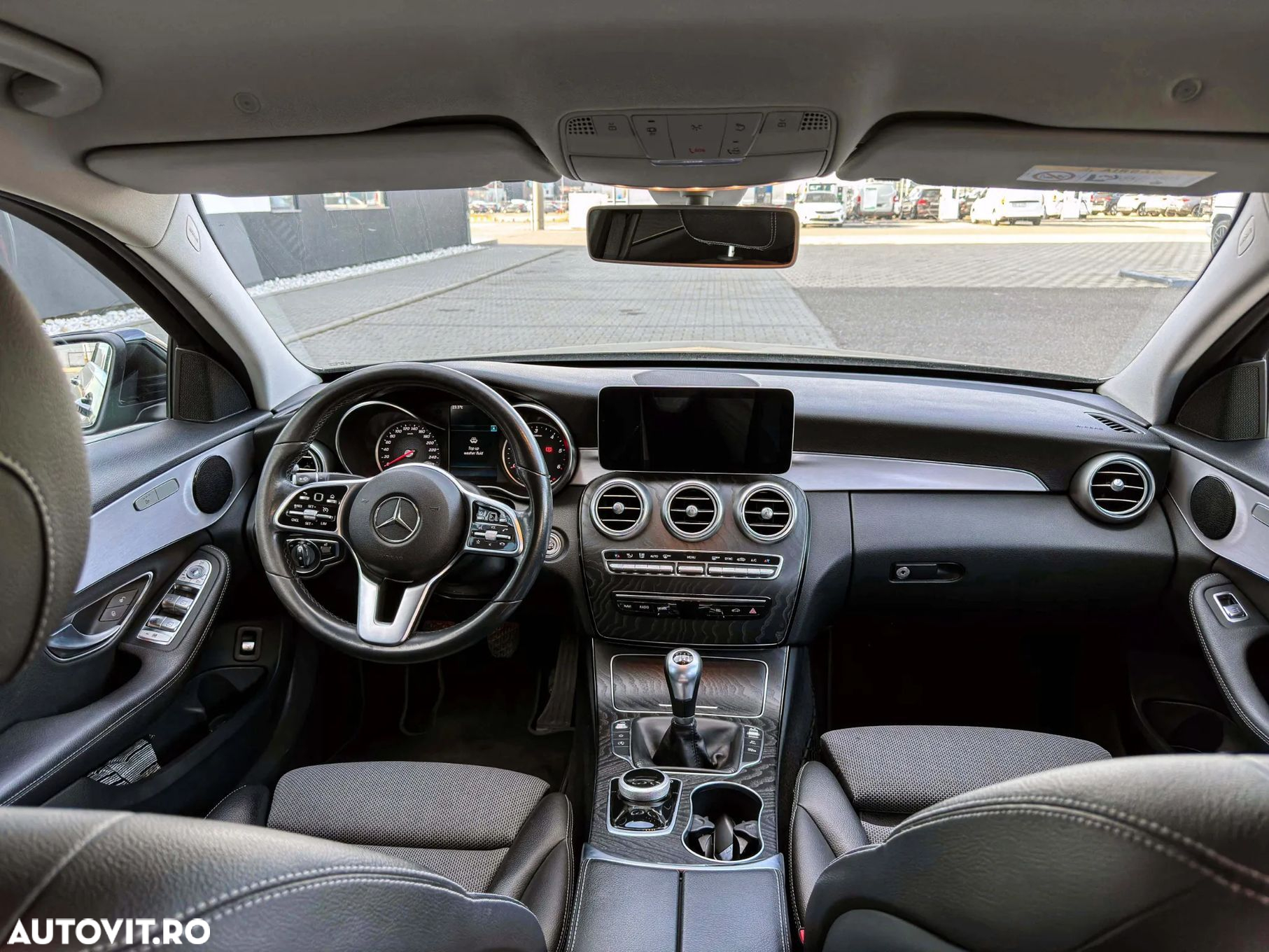 Mercedes-Benz C - 8