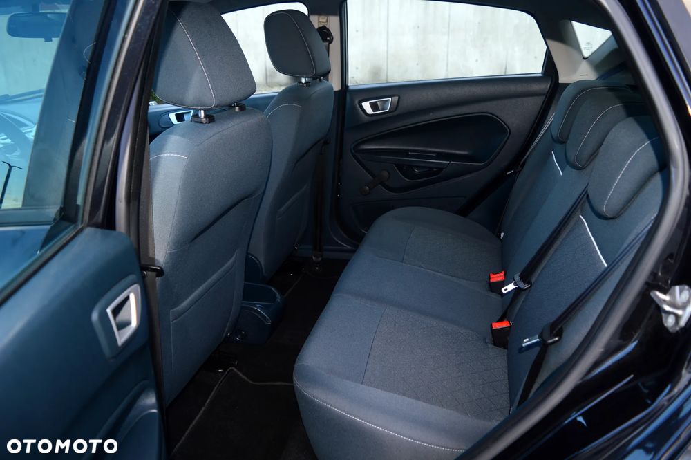 Ford Fiesta - 11