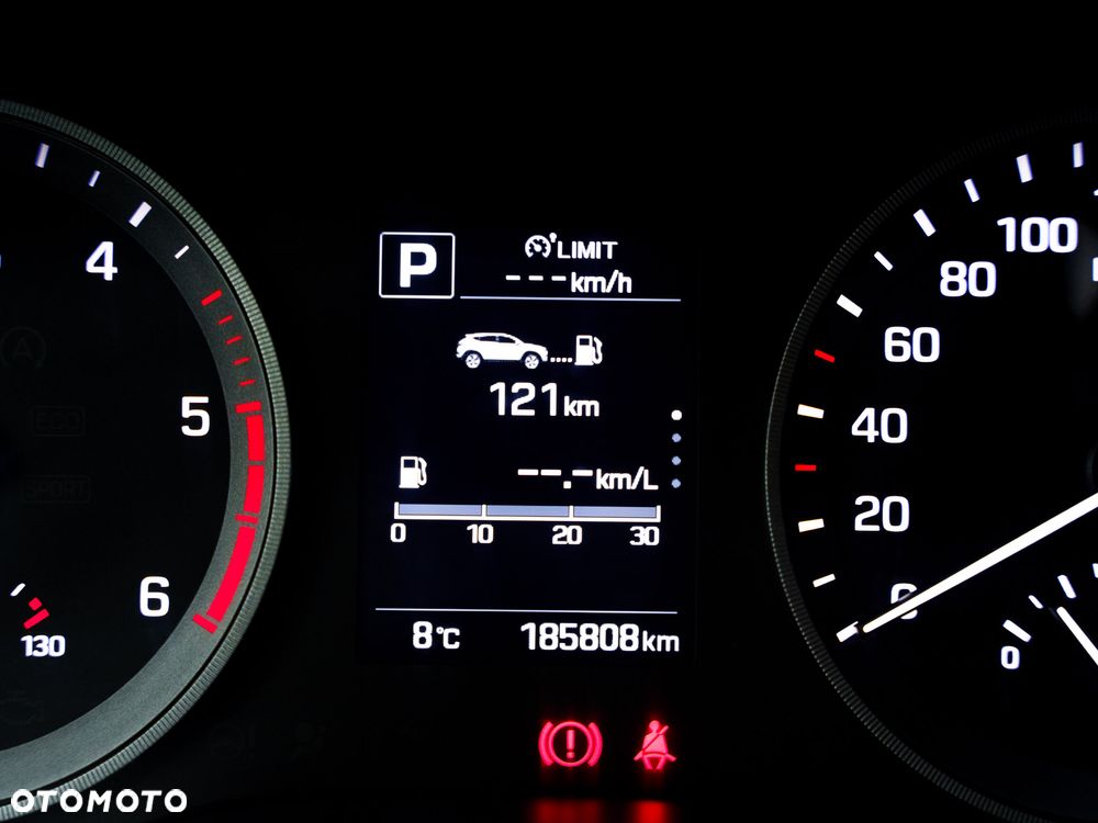 Hyundai Tucson blue 1.7 CRDi 2WD DCT Premium - 29