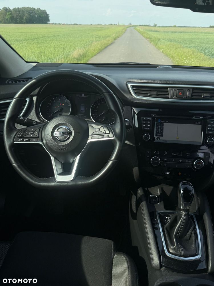 Nissan Qashqai 1.2 DIG-T N-Connecta Xtronic - 11