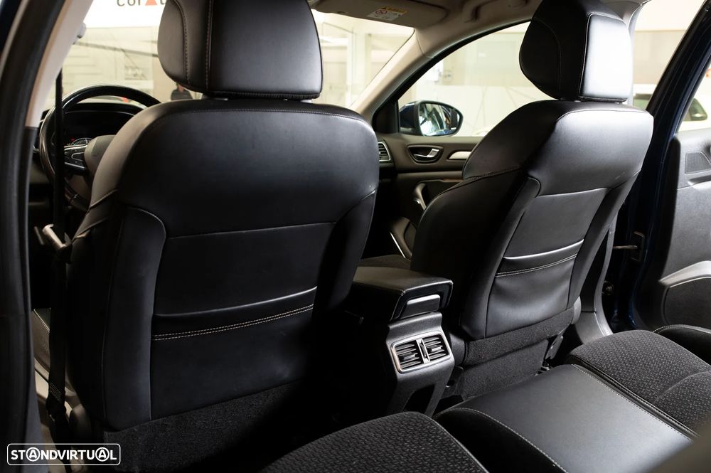 Renault Mégane Sport Tourer 1.5 dCi Limited EDC - 32