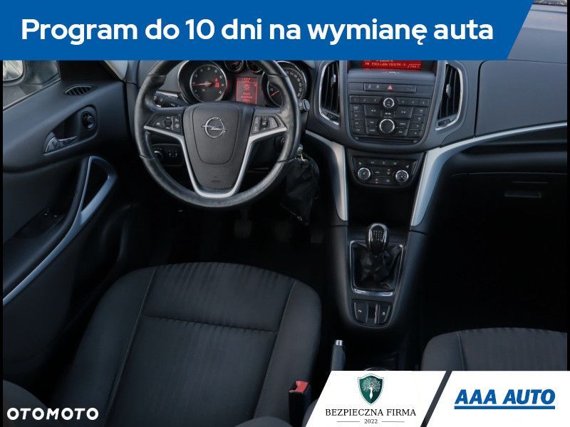 Opel Zafira - 9