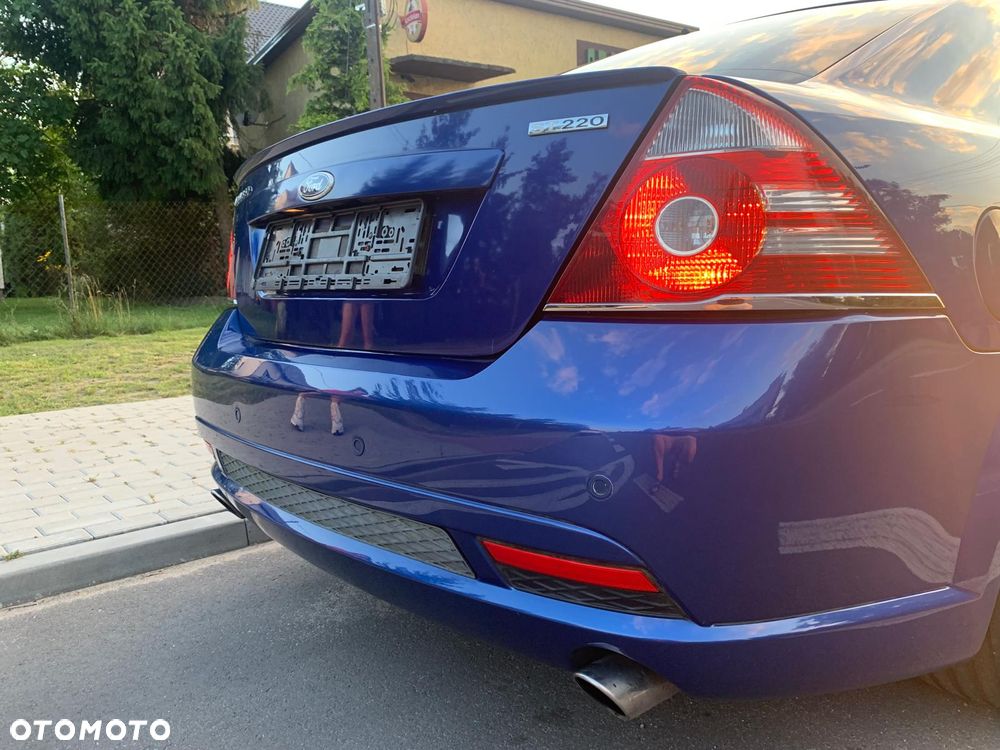 Ford Mondeo 3.0 V6 ST 220 - 6