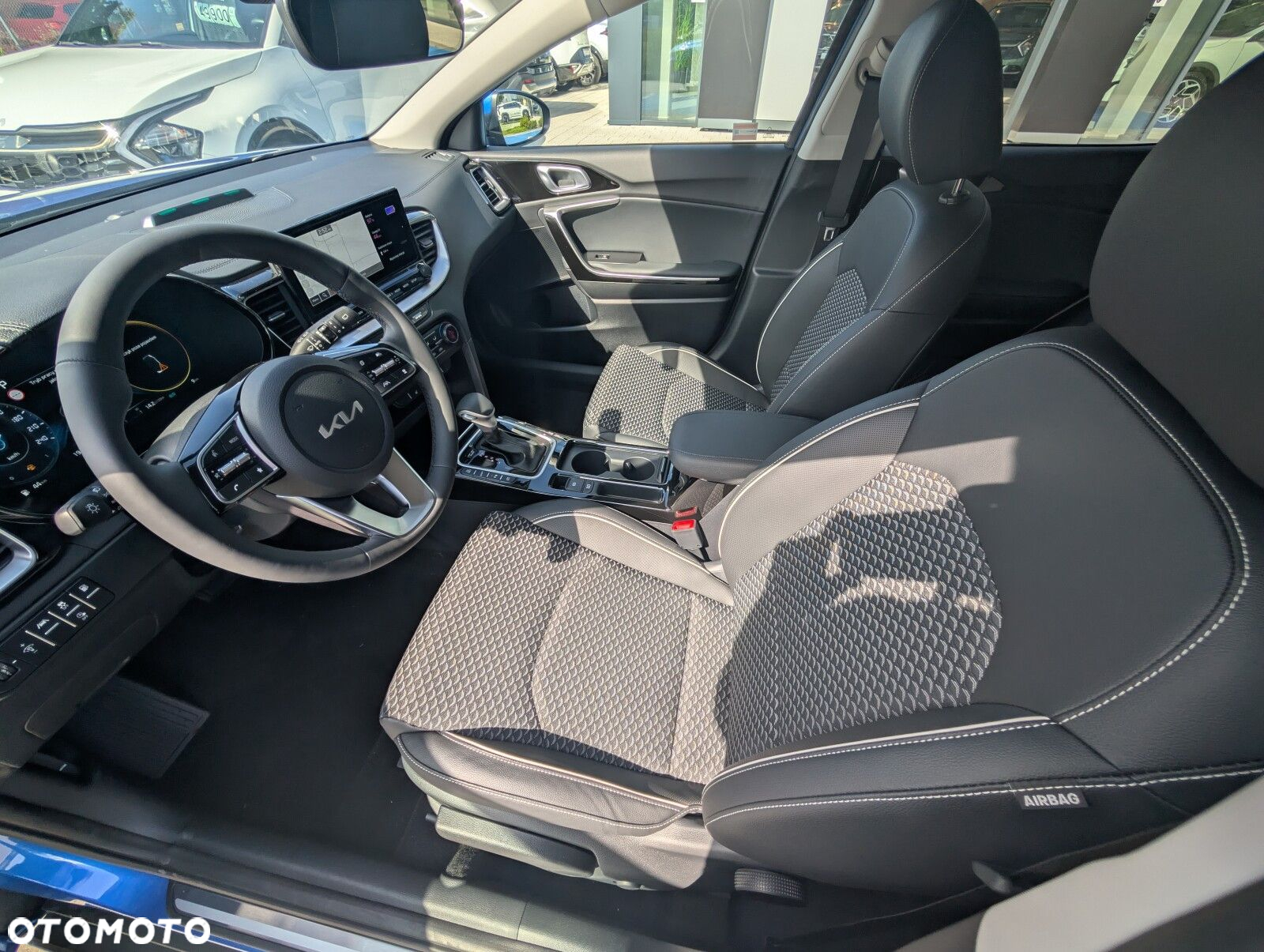 Kia XCeed - 8