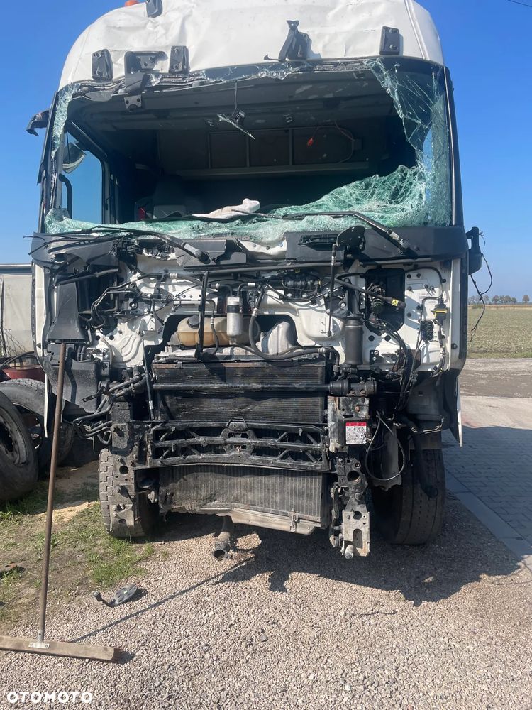 Renault T 460 - 2