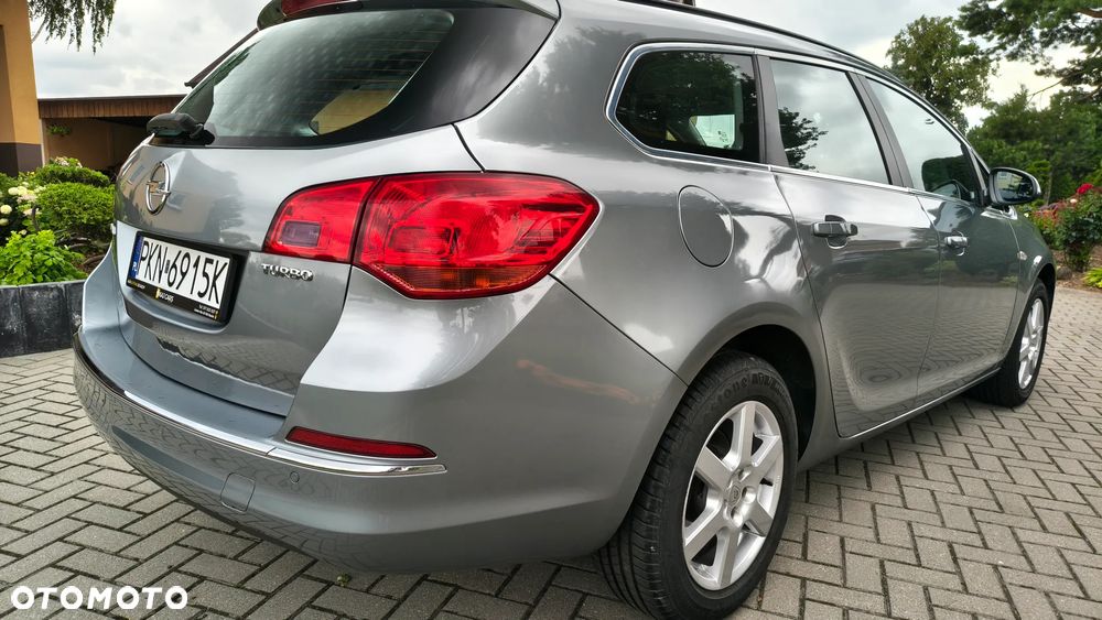 Opel Astra - 11