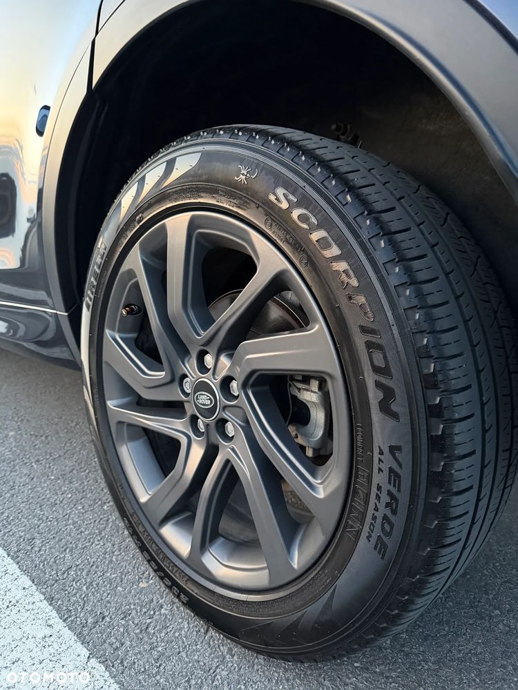 Land Rover Discovery Sport D150 R-Dynamic HSE - 26