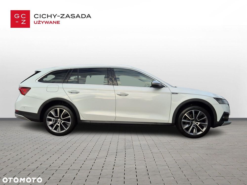 Skoda Octavia 2.0 TDI 4x4 Scout DSG - 6