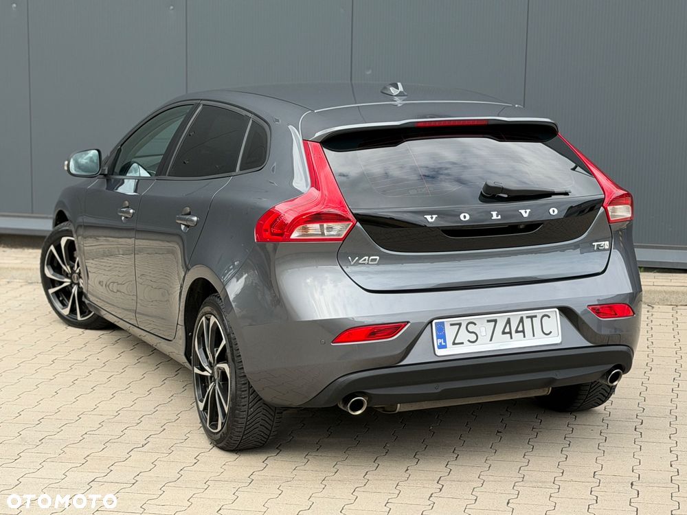 Volvo V40 T3 Momentum - 6