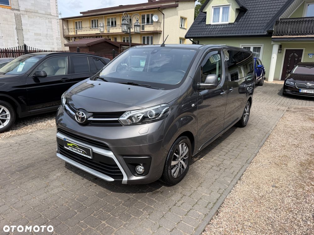 Toyota Proace Verso 2.0 D4-D Medium VIP - 21