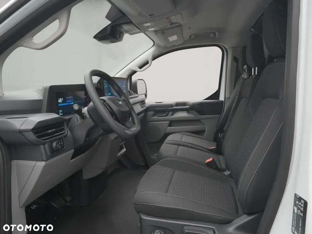 Ford E-Transit Custom 136KM A1 RWD Van Trend 340 L2 BEV - 12