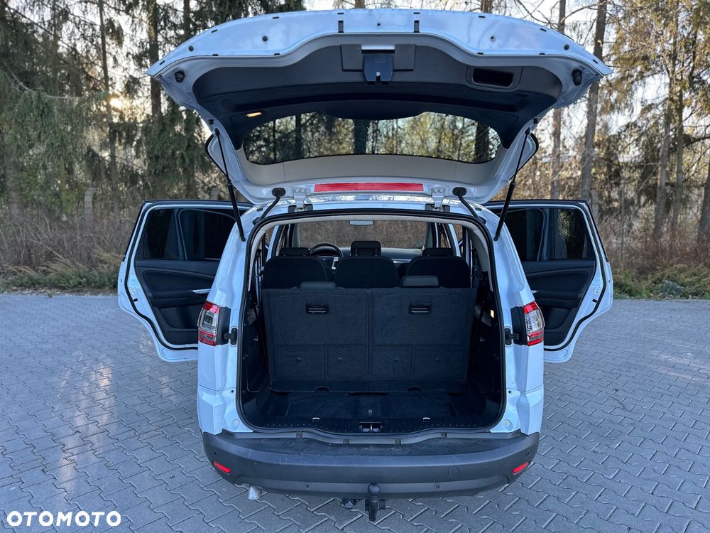 Ford S-Max 2.0 TDCi Titanium - 34