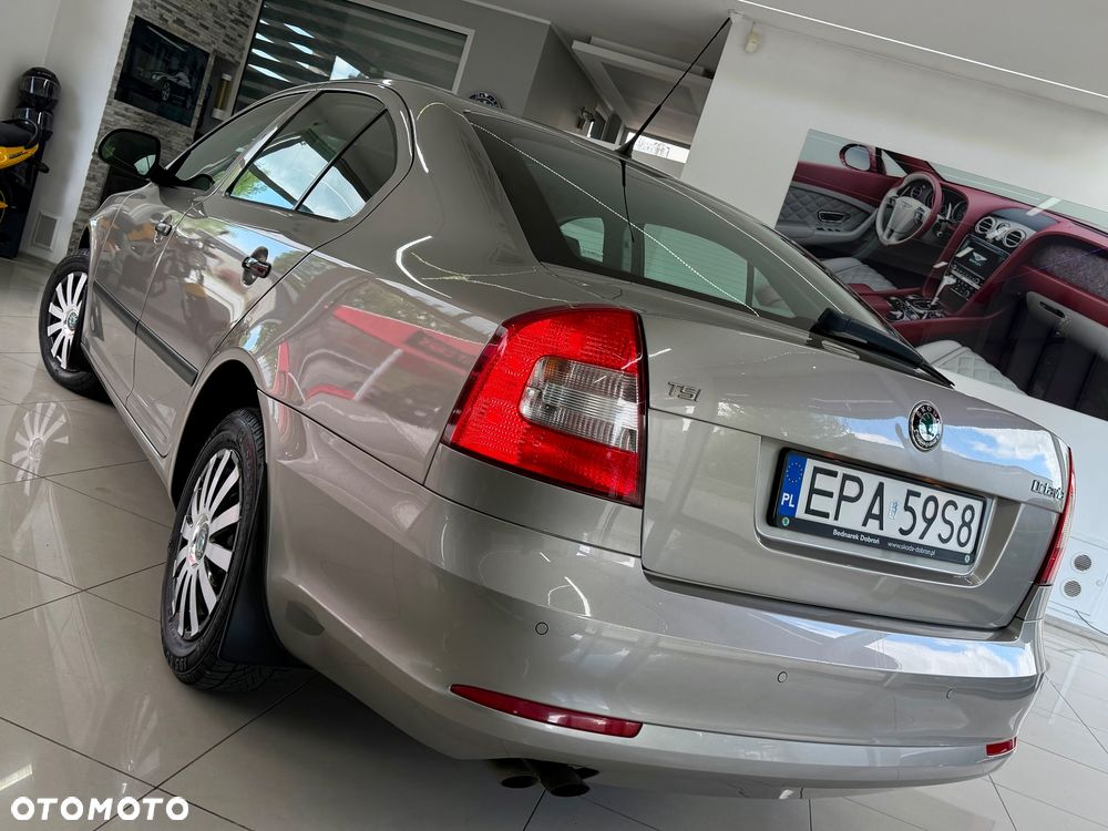 Skoda Octavia 1.4 TSI Family Plus - 30