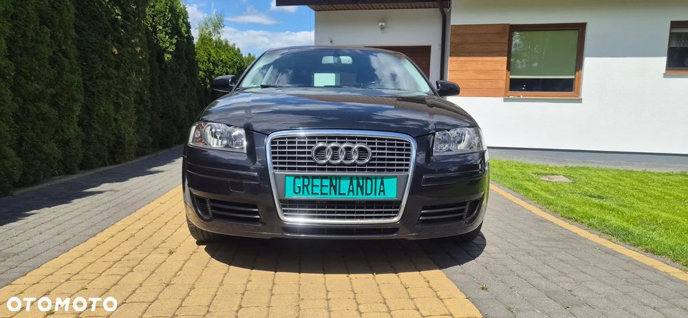 Audi A3 Sportback 1.6 FSI Ambiente - 15