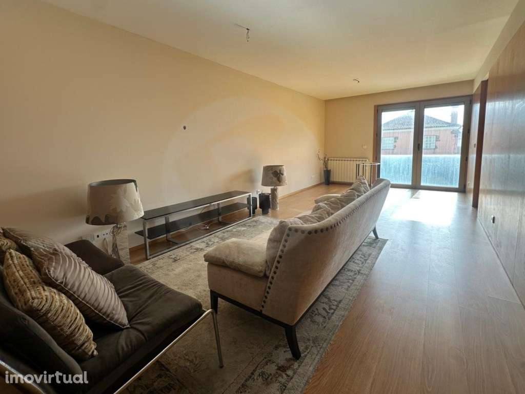 T3 c/ Vistas Mar para Arrendamento em Vila do Conde - Grande imagem: 2/28