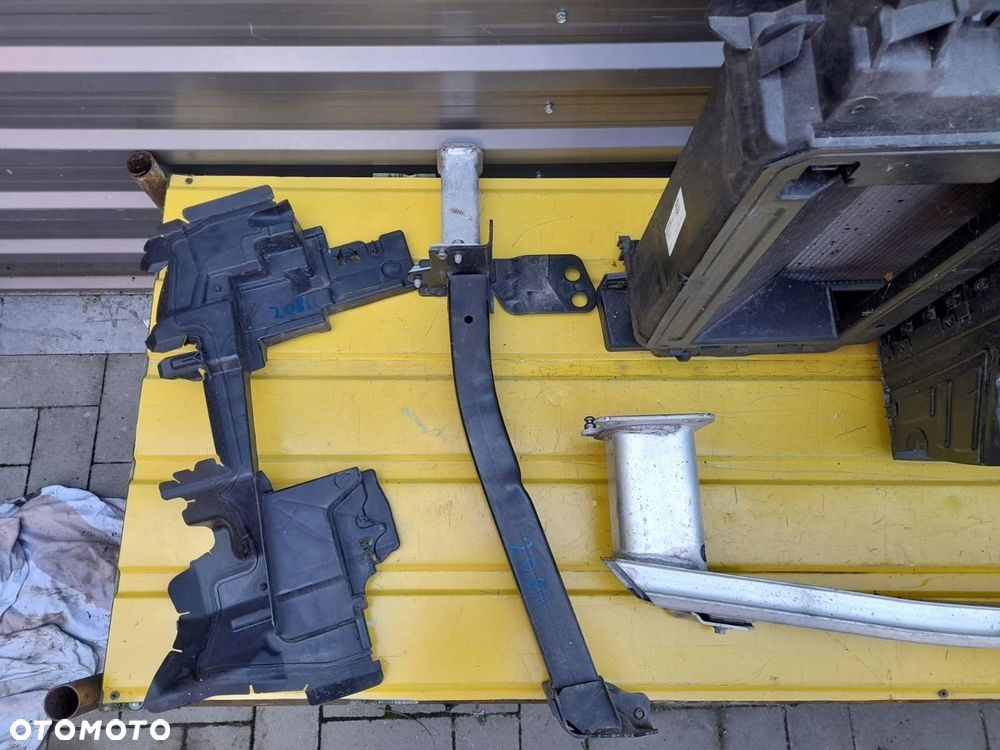 PEUGEOT 208 II E-208 PAS PRZÓD BELKA CHŁODNICE RADAR 9832186380 - 2