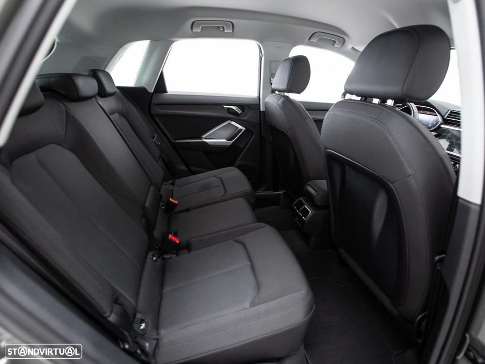 Audi Q3 45 TFSIe S tronic - 12