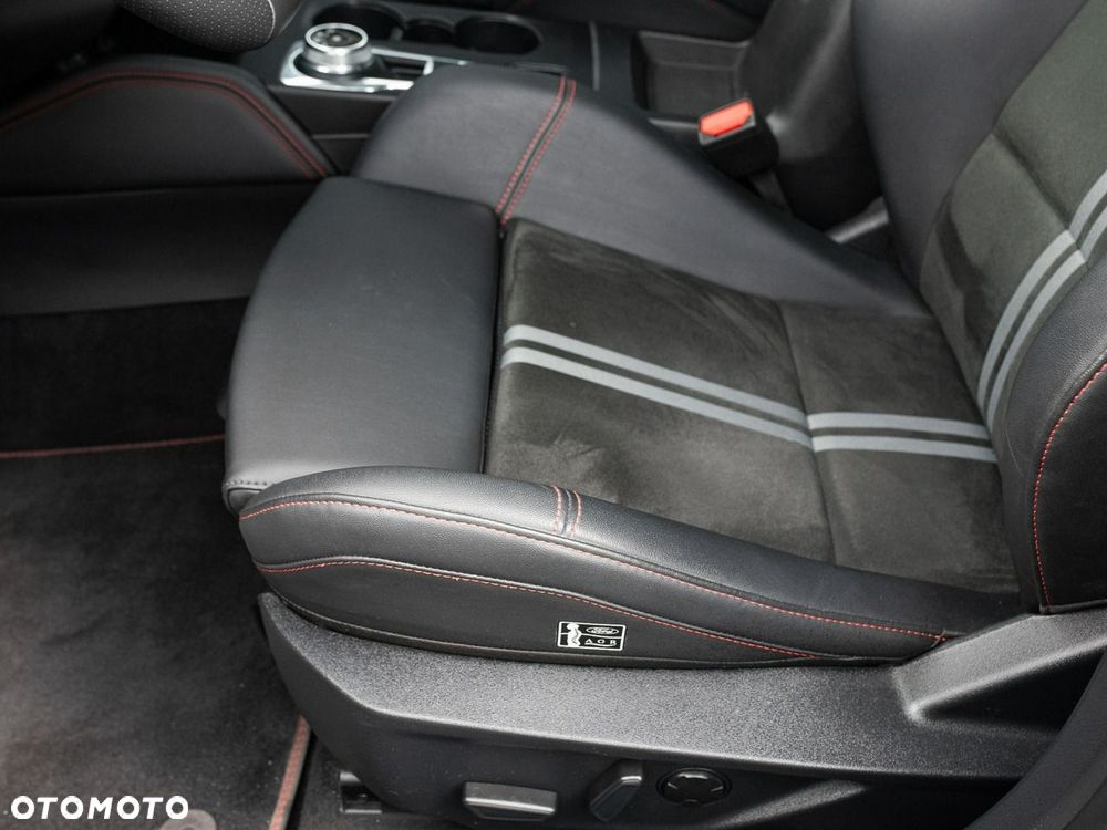 Ford Focus 2.3 EcoBoost ST X - 11