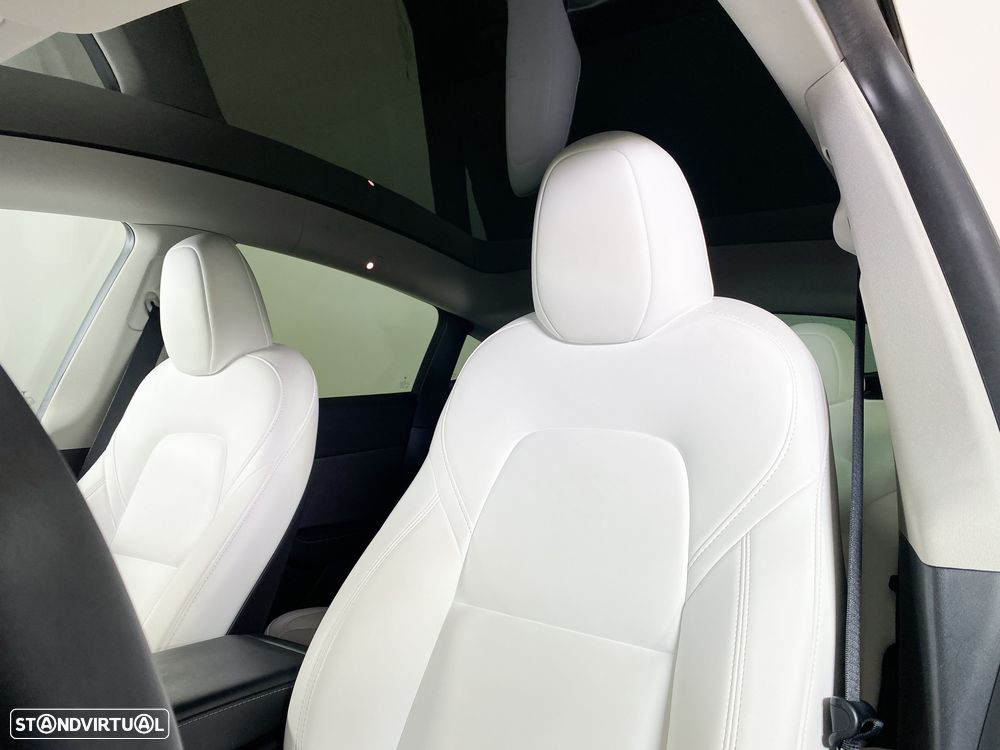Tesla Model Y Long Range Tração Integral - 19