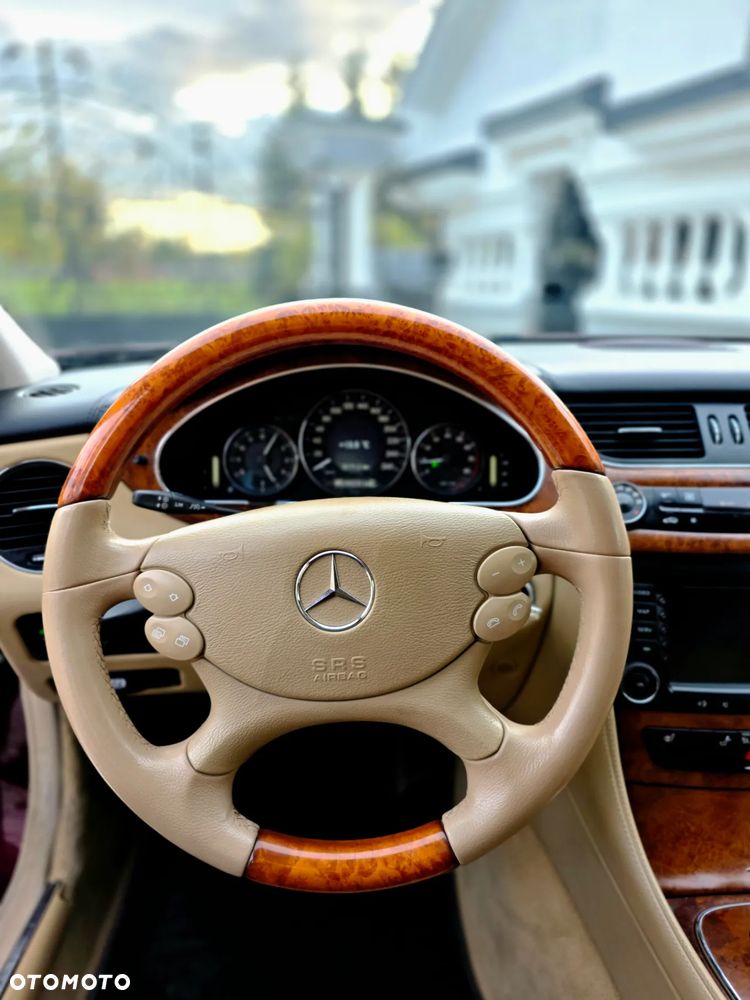 Mercedes-Benz CLS 350 CGI - 16