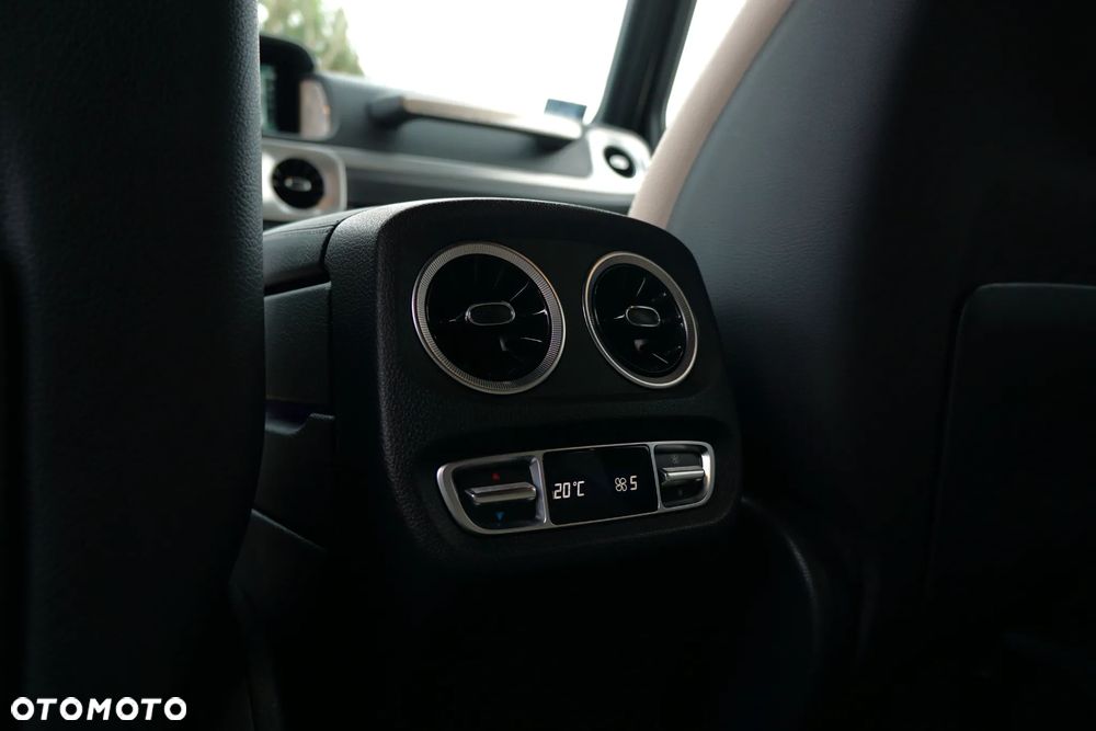 Mercedes-Benz Klasa G 400 d - 30