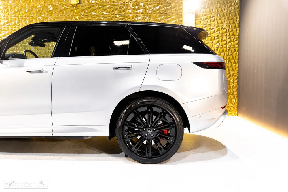 Land Rover Range Rover Sport - 17