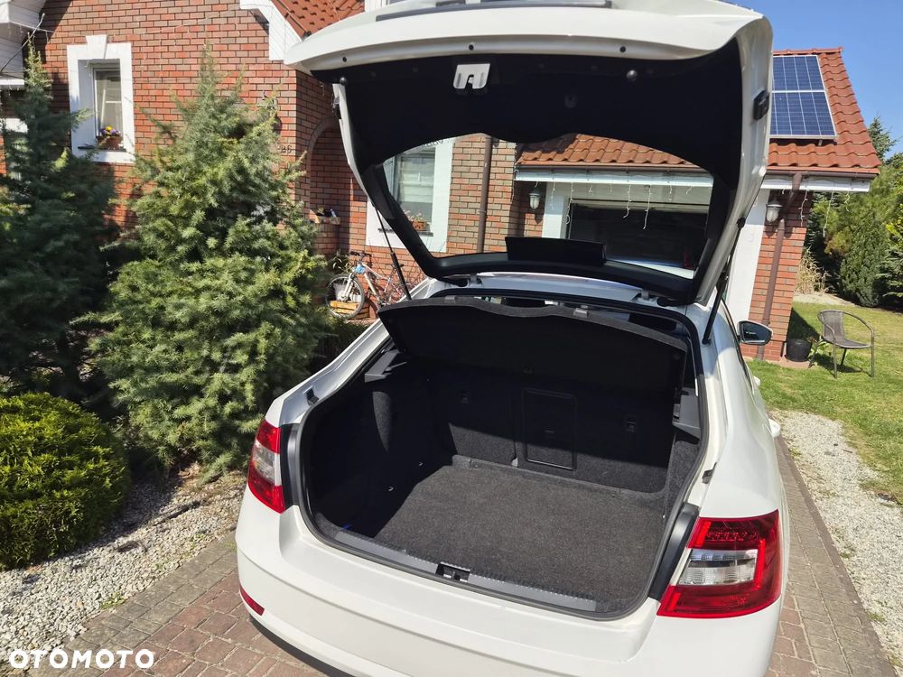 Skoda Octavia 2.0 TDI Ambition - 11