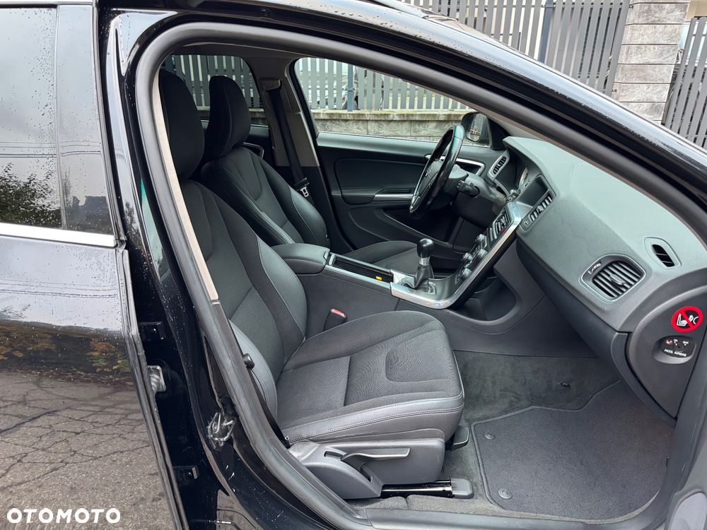 Volvo V60 - 28