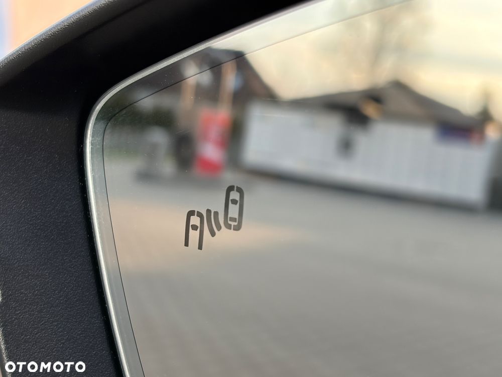 Skoda Superb 2.0 TSI 4x4 DSG L&K - 24