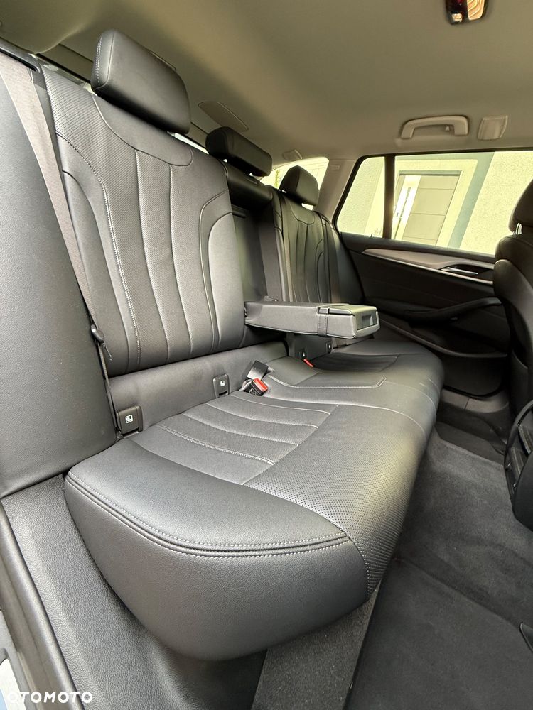 BMW Seria 5 520d Sport Line sport - 28