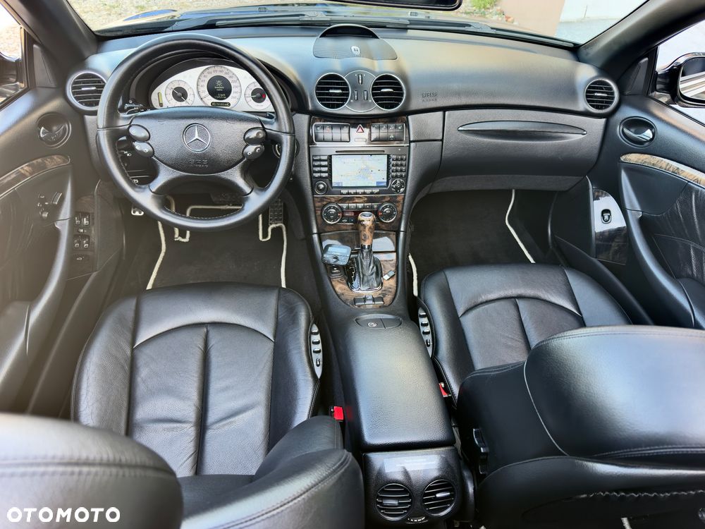 Mercedes-Benz CLK - 25