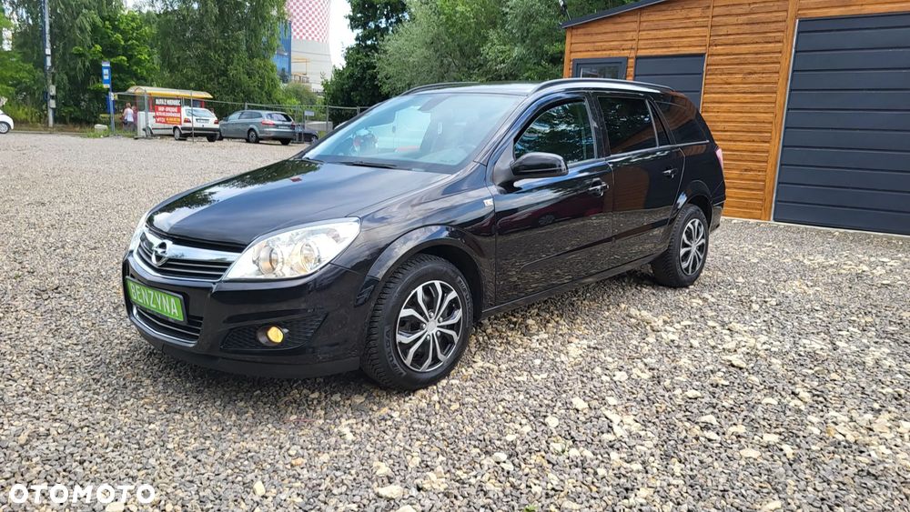 Opel Astra 1.4 Caravan - 19