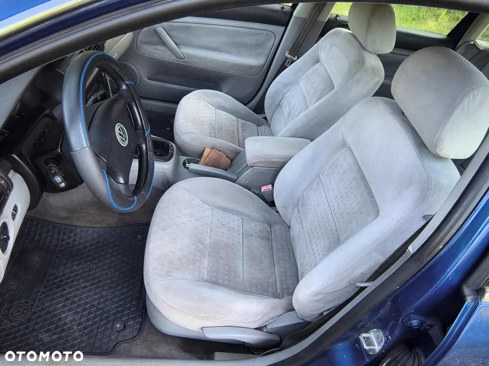 Volkswagen Passat 1.9 TDI 4Motion Comfortline - 10