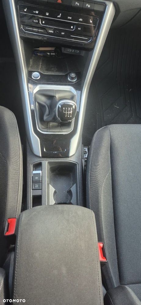 Volkswagen T-Roc 1.0 TSI Special Edition - 6